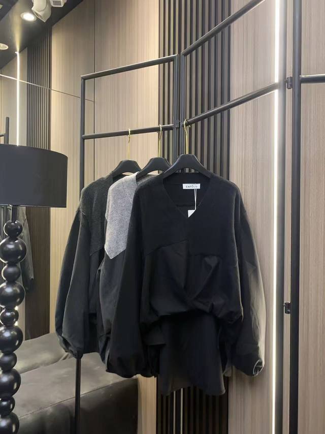 Enfold 2025 Autumn/Winter New Arrivals! 30% Wool, 70% Cotton V-neck color-blocke
