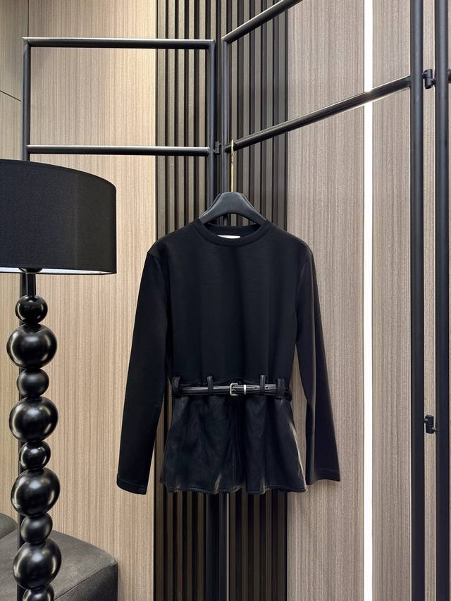 Magella 2025 Autumn/Winter New Fashion Item: PU Slit Top# New season hot item is