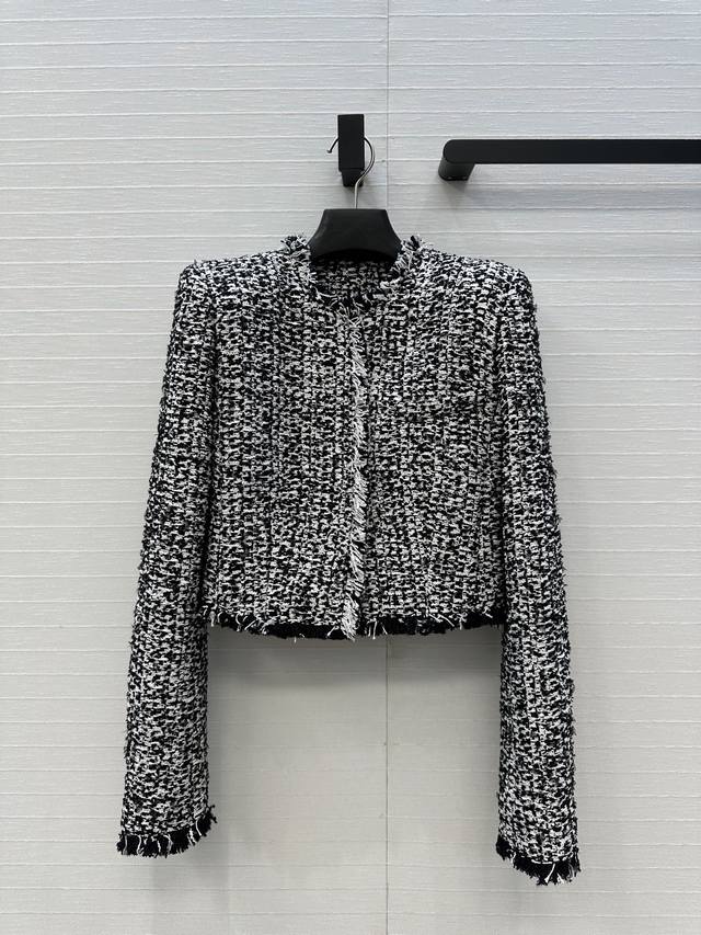 Highly recommend Balma**25's new French-style black and white tweed jacket! The
