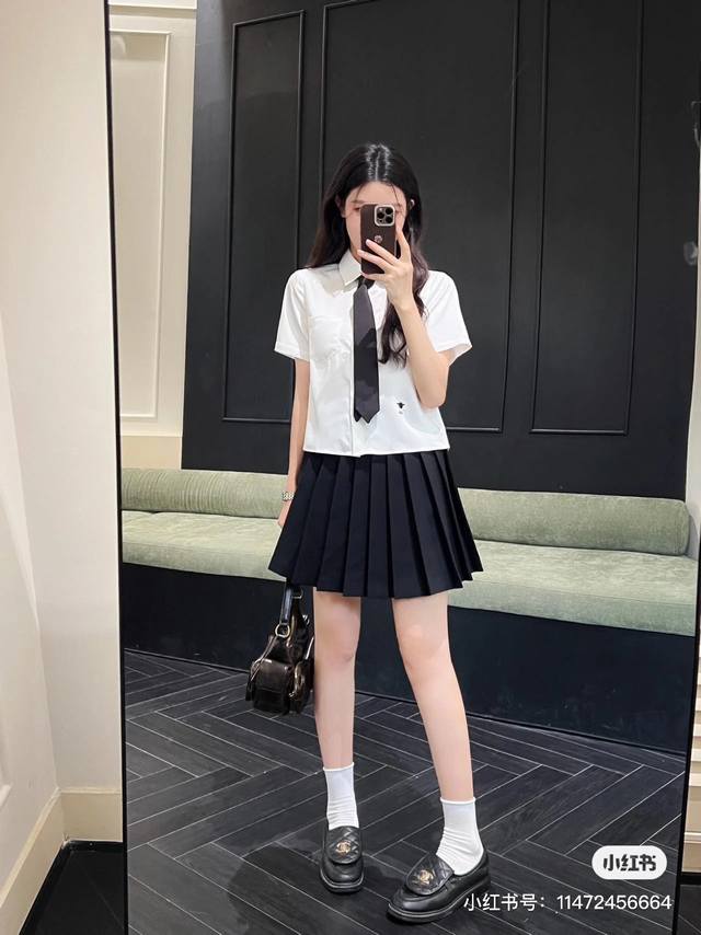 Dio* 25Ss Summer New Short Shirt with Bee Embroidery and Tie, Stylish and Elegan