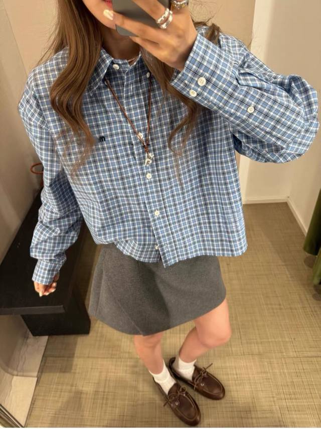 Miu brand celebrity-style loose-fitting collared shirt with letter embroidery, c