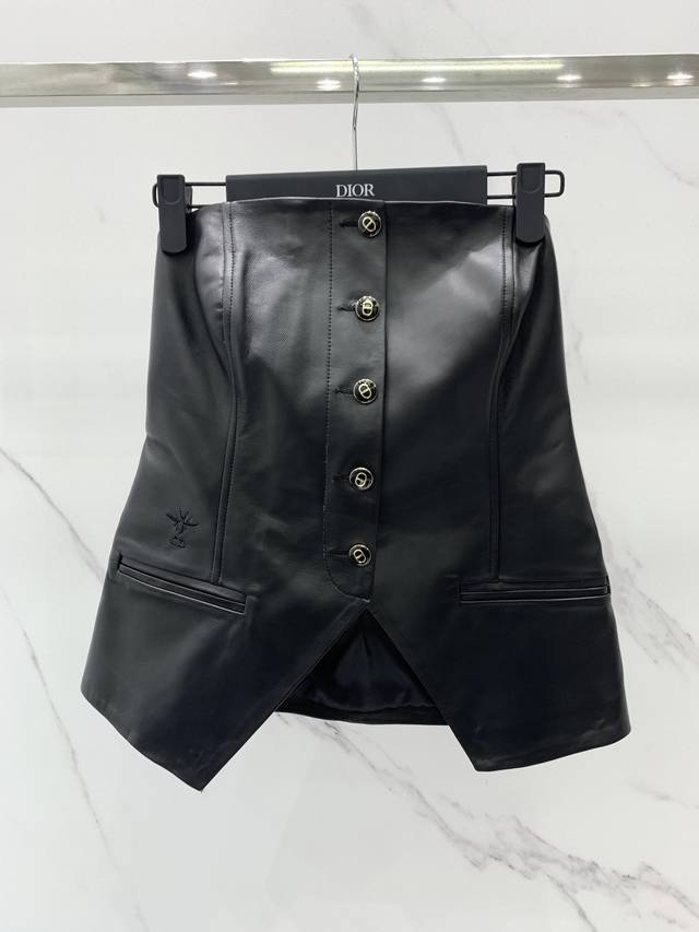 Genuine Leather Touch-Up Top, Chic and Stylish Item, Sizes S, M, L, XL.