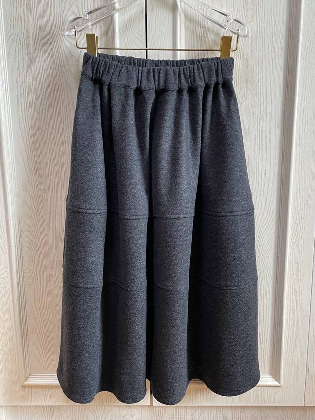 Winter Grey Elegance High-end patchwork grey wool tweed tulip skirt with elastic