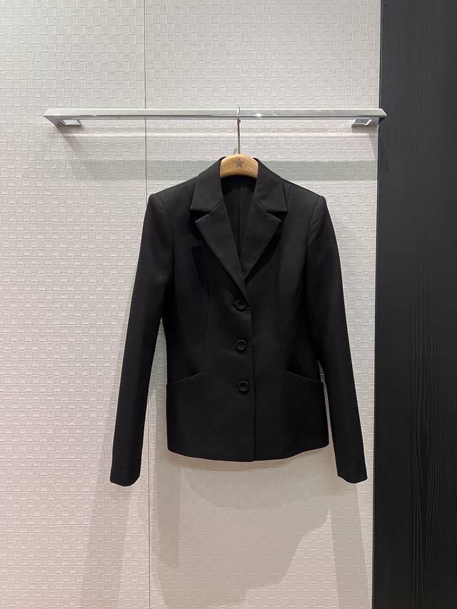 New Gina's Classic French Single-Breasted Fitted Blazer, Slim Fit, Minimalist De