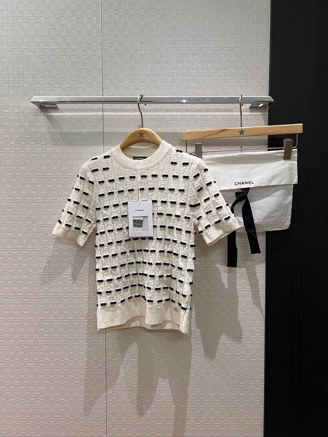 New 25K 3D small bow jacquard knit short-sleeved top with double C logo decorati