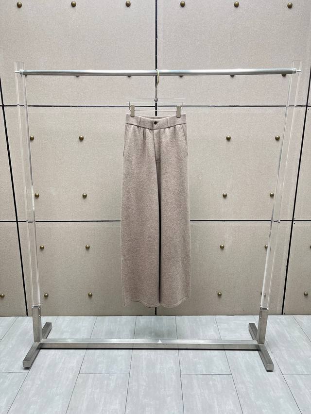 Wool Knit Trousers! 100% Wool, Two Colors, Sizes S, M, L, D