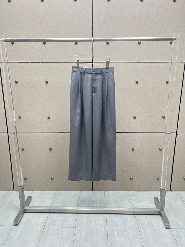 High-waisted wide-leg trousers! Sml Ddd