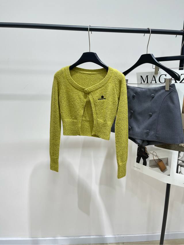 Sst Matcha Green Single-Button Short Cardigan, Fabric: Wool Bouquet Yarn, Color: