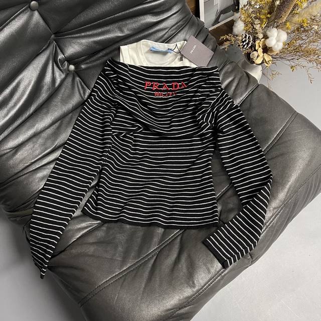 Prada 25 New Style Top (Ddd) Faux two-piece effect, black and white striped colo