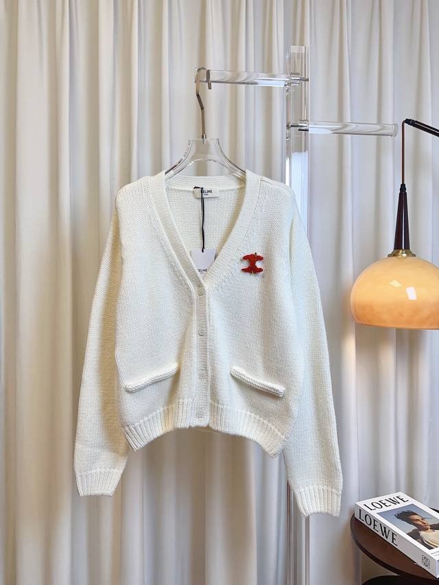 Ce** New wool logo cardigan, custom-made, custom-knitted wool fabric, high-quali