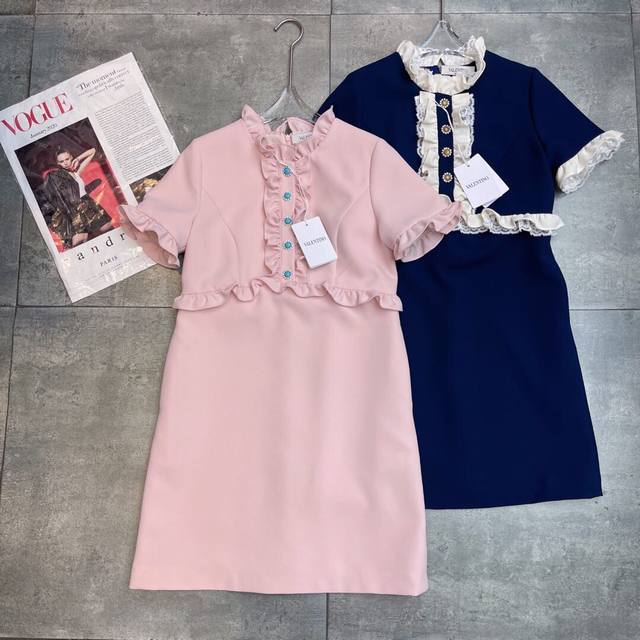 Restocked Celebrity style Valent 2025 early autumn collection new arrival, youth