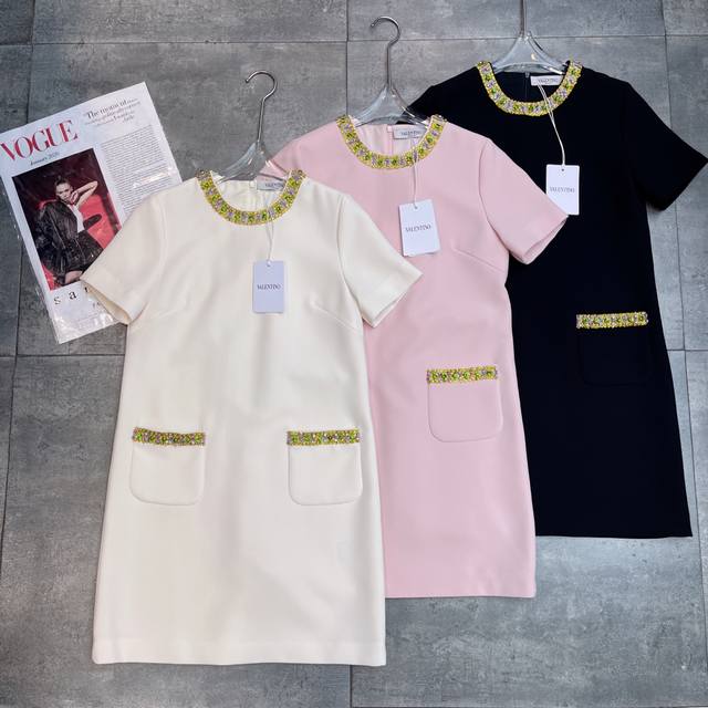 Restocked Hot-selling Valent0ڢ2025 Early Autumn Haute Couture Dress Collection N