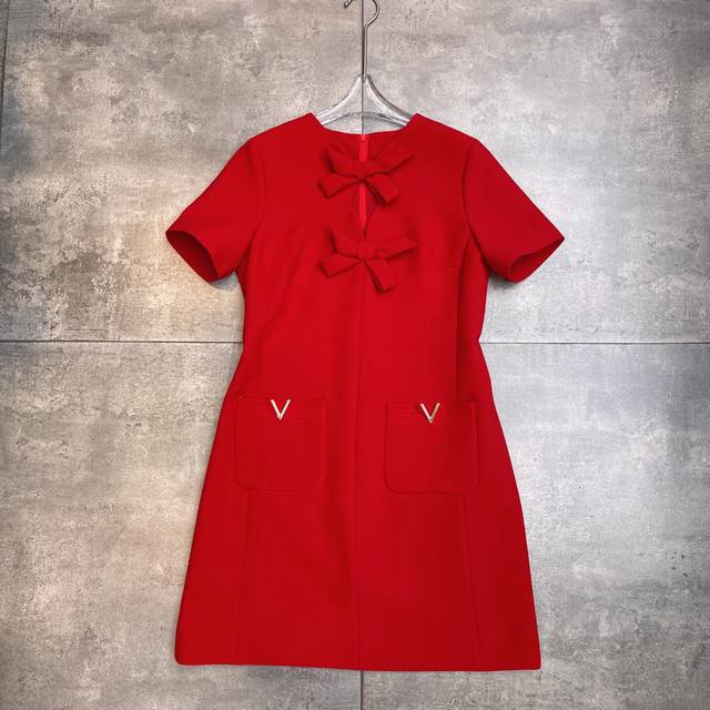 Restocked Hot-selling Valent 0ڢ Runway 2025 Early Spring Haute Couture Collectio