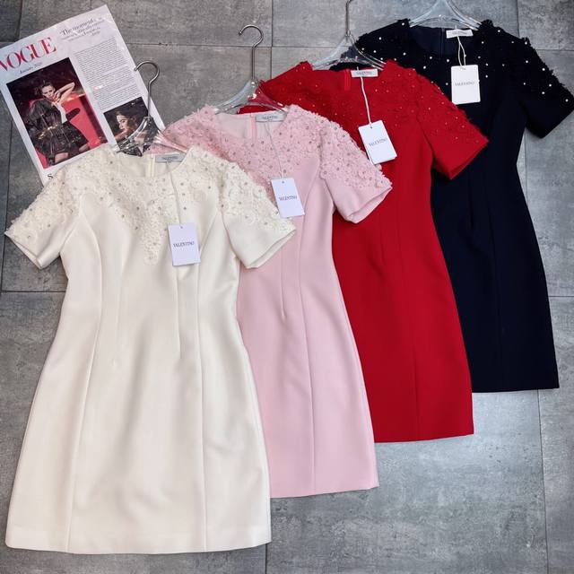 Restocked Hot Item, Celebrity Style Valent0ڢ Runway 2025 Spring/Summer Haute Cou