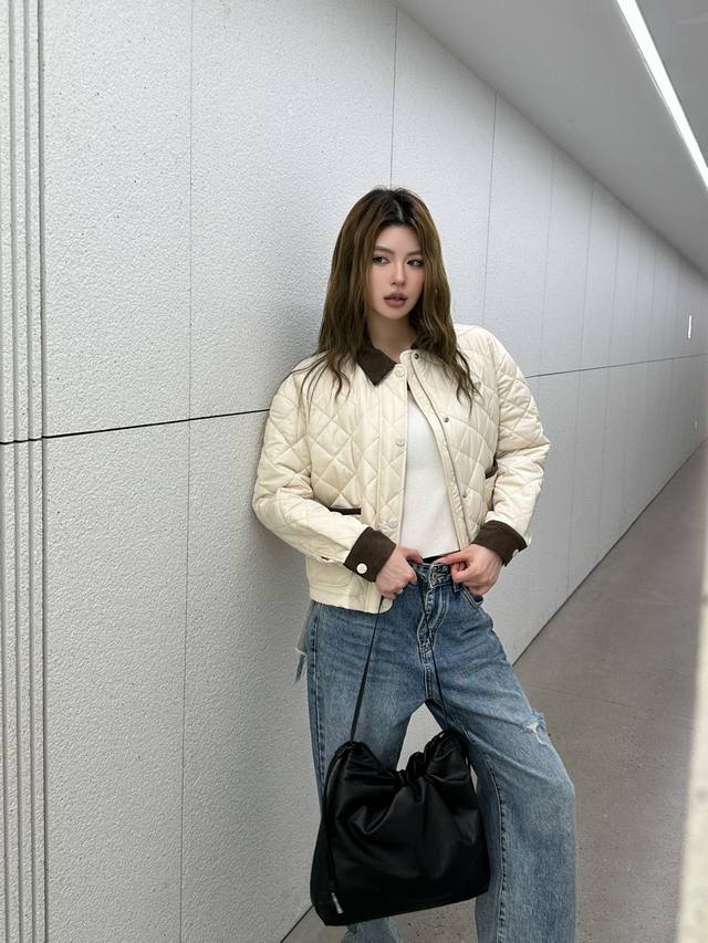 Original Pp.......2025 Autumn/Winter New Fashion Corduroy Collar Short Cotton Ja