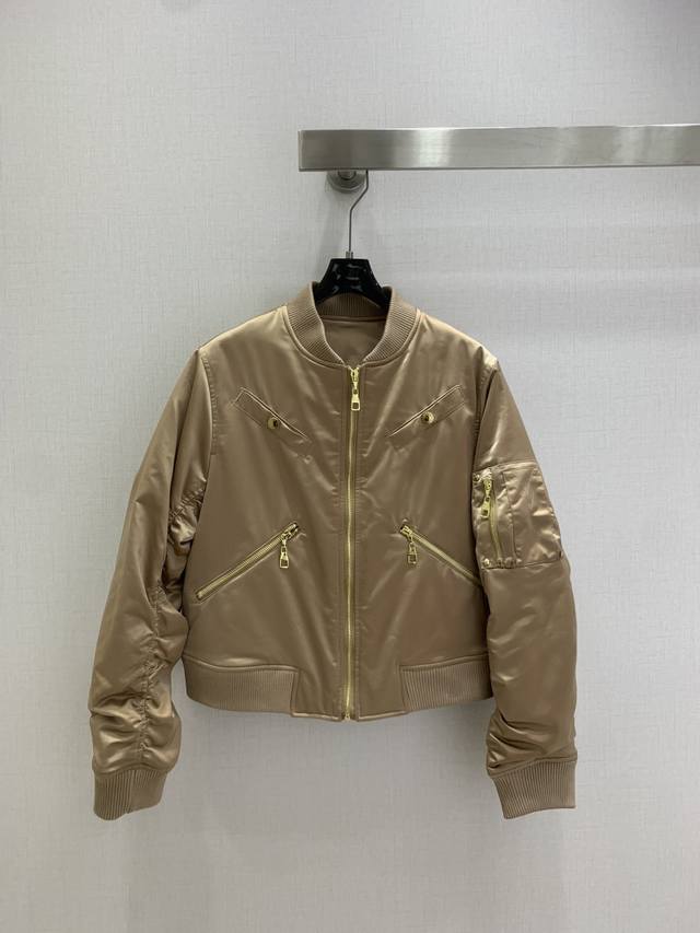 Highly recommend Lv* 2025 Autumn/Winter New Jacket with Ribbed Panel Design and