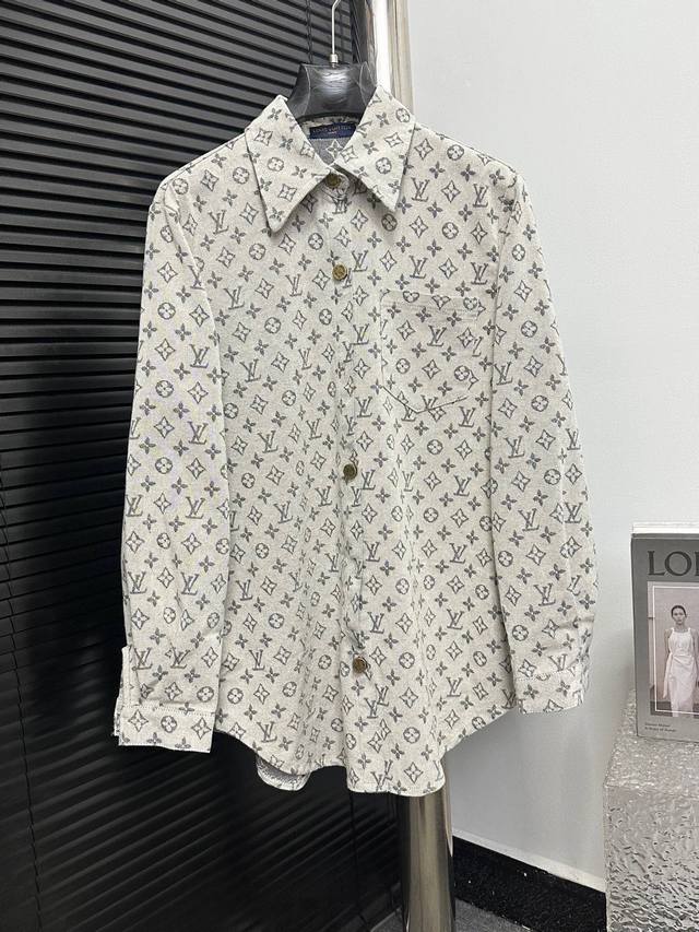 Louis Vuitton 25Ss Jacquard All-over Print Denim Shirt, a relaxed-fit long-sleev