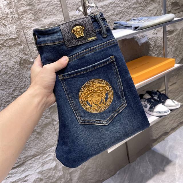 2025 Autumn/Winter Collection C - In Stock, Direct Wholesale (Ddd) Style Number: