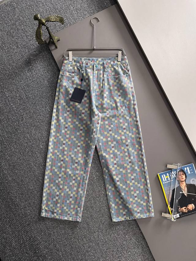 Lv2025 Classic Straight Leg Jeans for All Seasons. A must-have for trendy, under