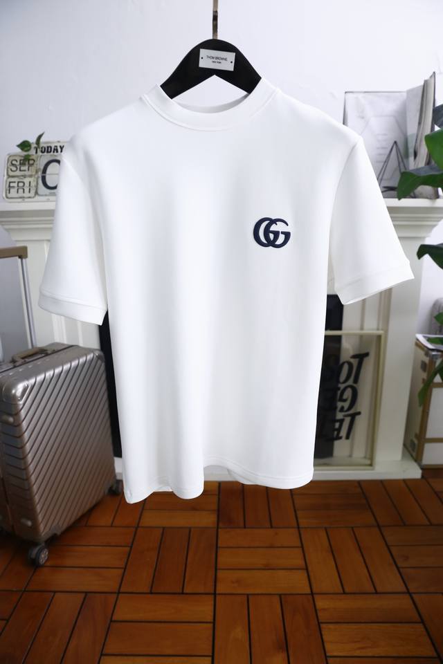 Gucci 2025 Autumn New Arrival Fashionable Men's Casual Crew Neck Short-Sleeve T-