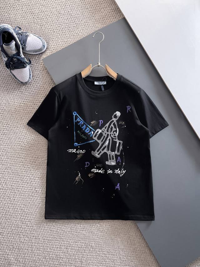 Prada Haute Couture Fabric 2025 Spring/Summer New Arrival. A fashionable and cla