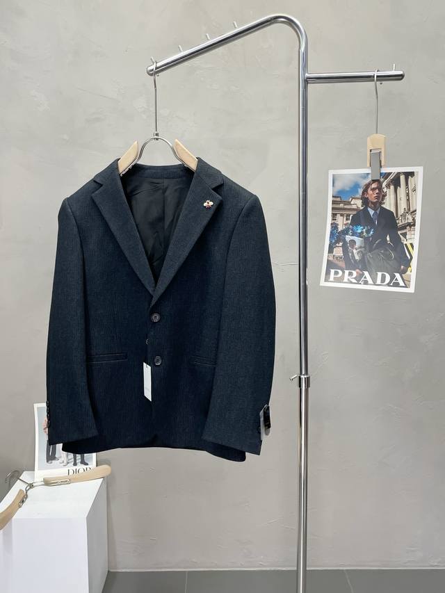 Gucci new suit set, a simple and casual suit jacket from an export company order