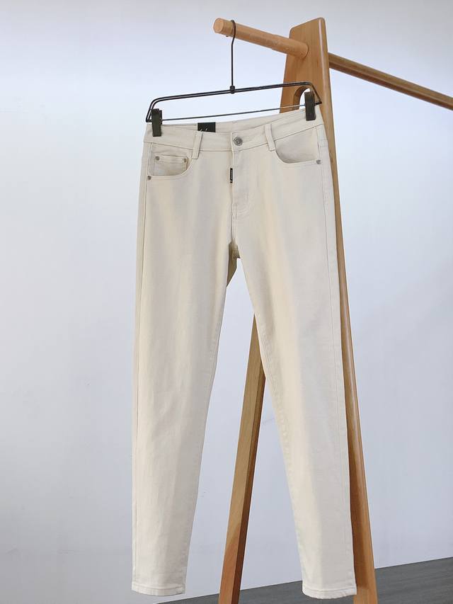 Versace 2025Fw Early Autumn New Arrival High-fashion denim fabric, washed denim