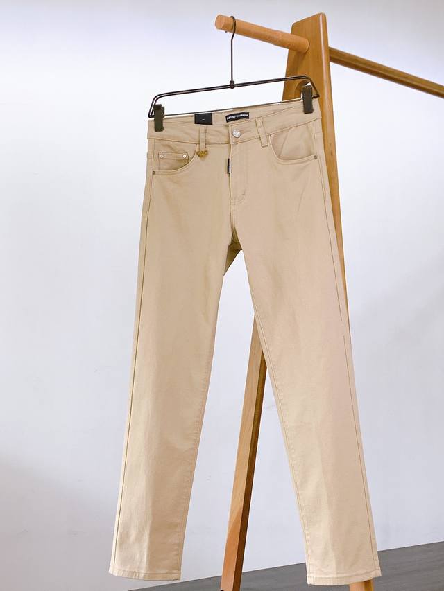 Emporio Armani 2025 Spring/Summer New Arrival: High-fashion denim fabric, washed