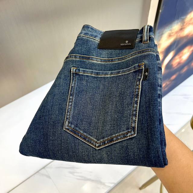 Versace 2025 Autumn/Winter New Men's Jeans - Excellent elasticity fabric. Exclus