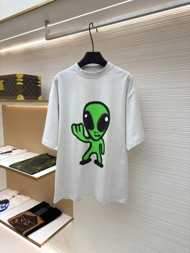 Balenciaga Glow-in-the-Dark Alien (Authentic): Purchased for 6300 (original pric