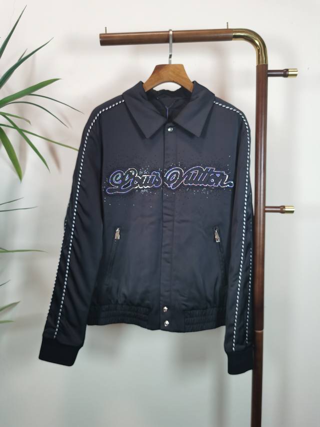 Louis Vuitton top-quality official website style, complete with all three tags!