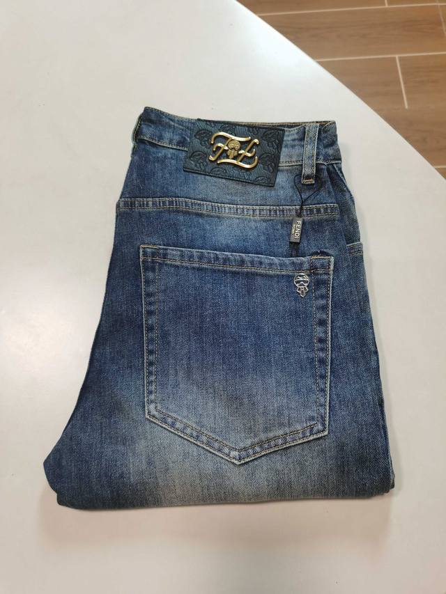 Fendi Exclusive New Jeans, High-End Version! Made with custom-made, breathable,