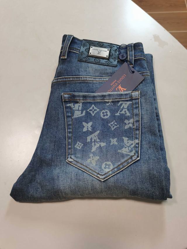 Louis Vuitton (LV) Exclusive New Jeans, High-End Version! Custom-made fabric for