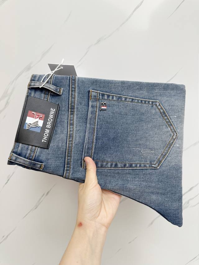 Available on Taobao official website and in stores. A top-quality original item,