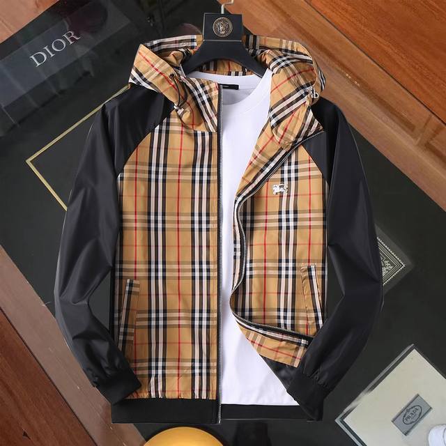 Burberry 2025 Fall New Arrival Jacket, same style as boutiques, more casual and
