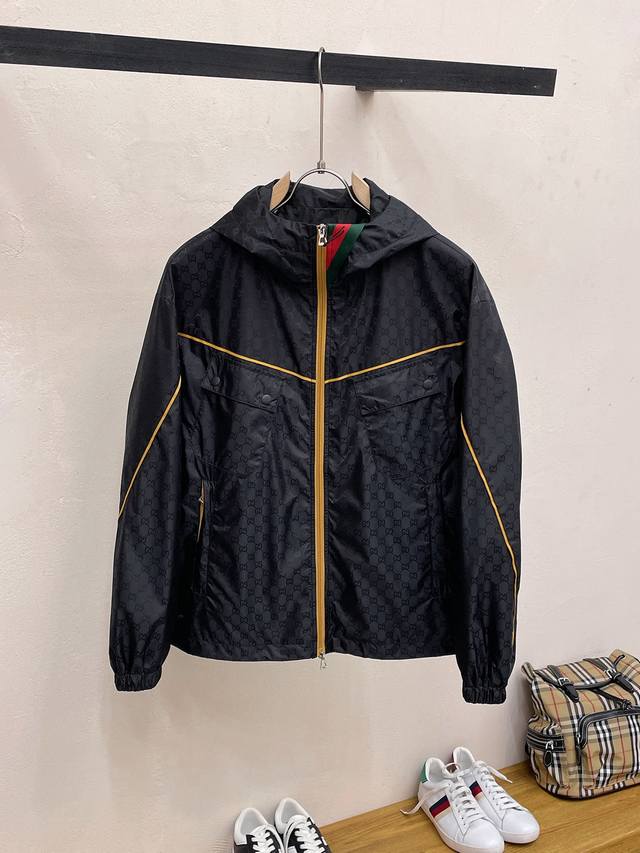 Gucc* 2025 Autumn/Summer Newest Collection! Unisex Jacket, rare find from tradin