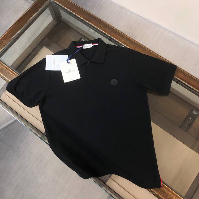 Moncler 2025 Men's New Short-Sleeve Polo Shirt with Exclusive Logo Design on Che