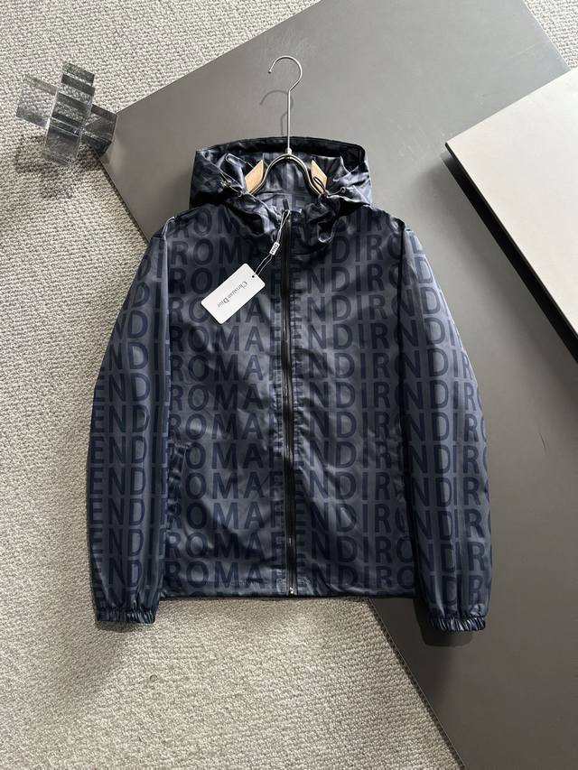 Fend - Returns and exchanges accepted after the Chinese New Year. Early Spring N