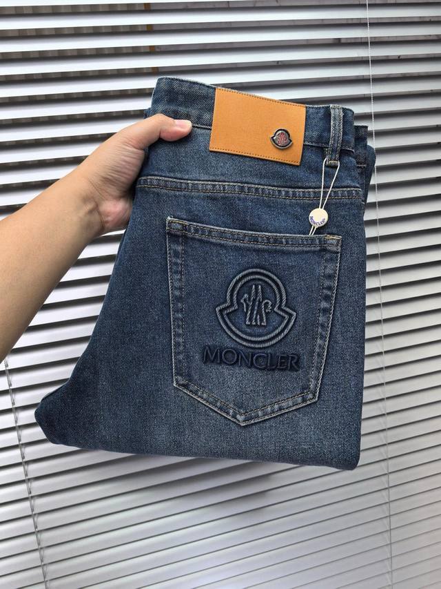 Moncler Wide-Leg Jeans 2530 Autumn/Winter New Arrival! Made with heavy-duty wash