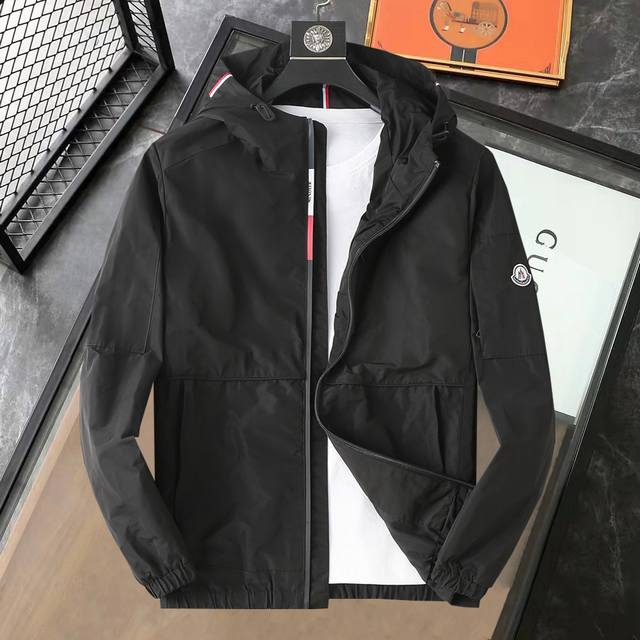 Autumn Hot Item! Moncler's high-end quality early autumn new fashionable casual