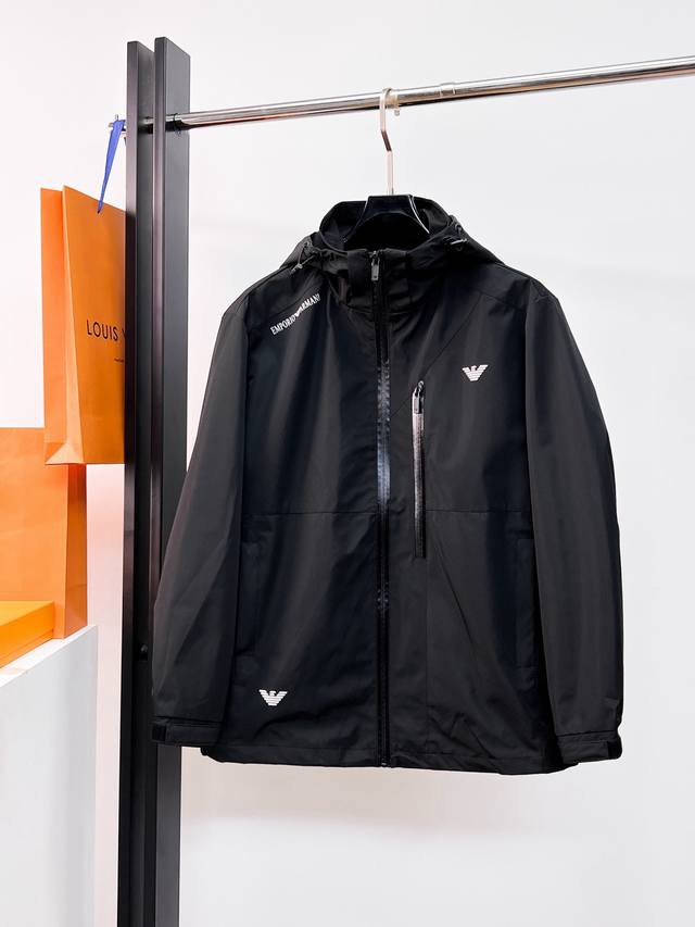 Armani 2025 Spring New Casual Jacket, the latest fashionable casual jacket, a ba