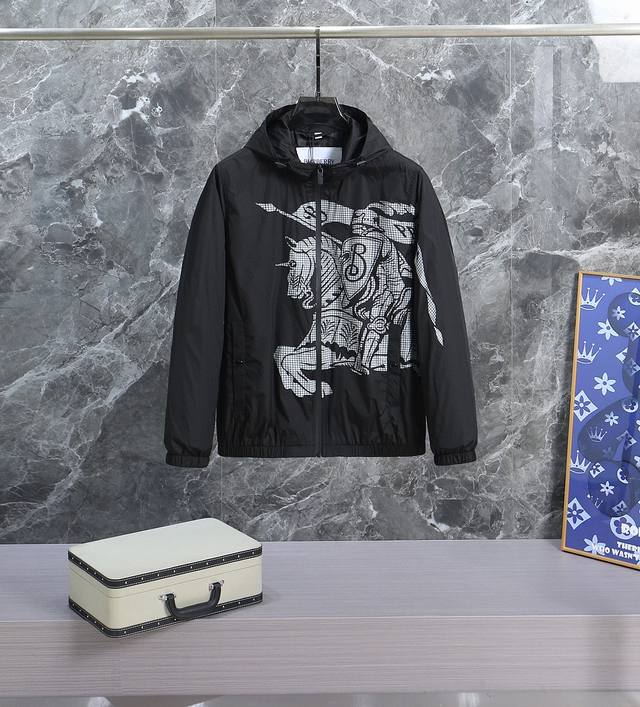 Burberry 25Ss Early Spring 2025 Latest Fashion Designer Jacket. Every detail sho