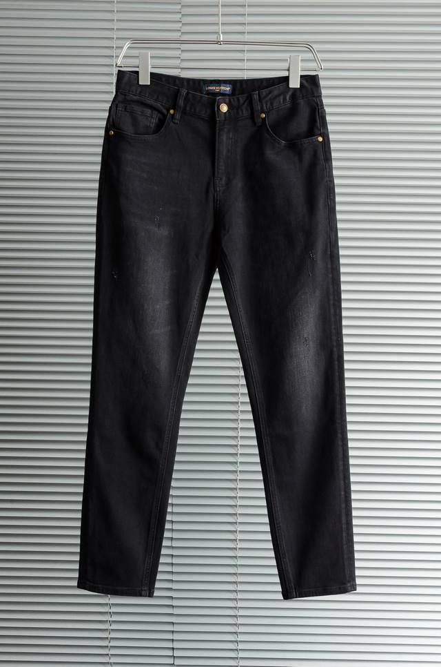 New# Lv 2025 Men's Fashion Straight Leg Jeans! The latest trouser item is here!