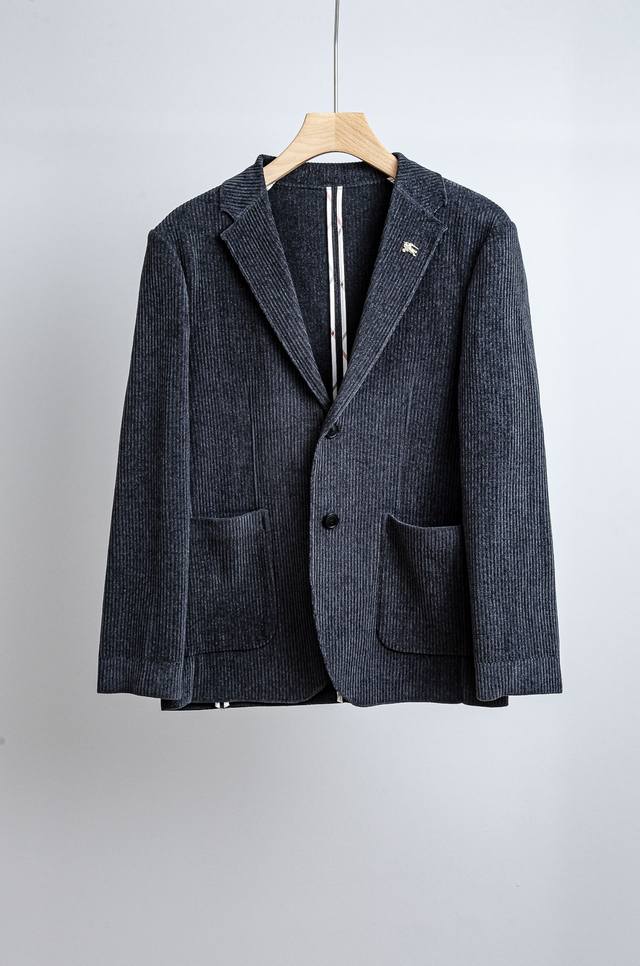 2 Burberry 2025Fw Wool Blend Equestrian Chest Patch Embellished Men's Business C