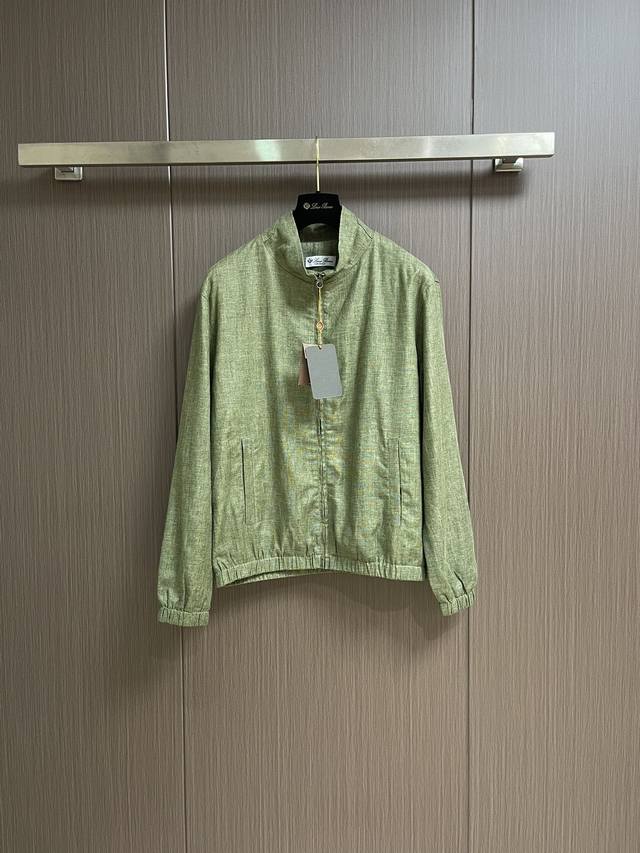 Lp Loropiana's new linen stand-collar jacket, a classic Italian style, perfectly