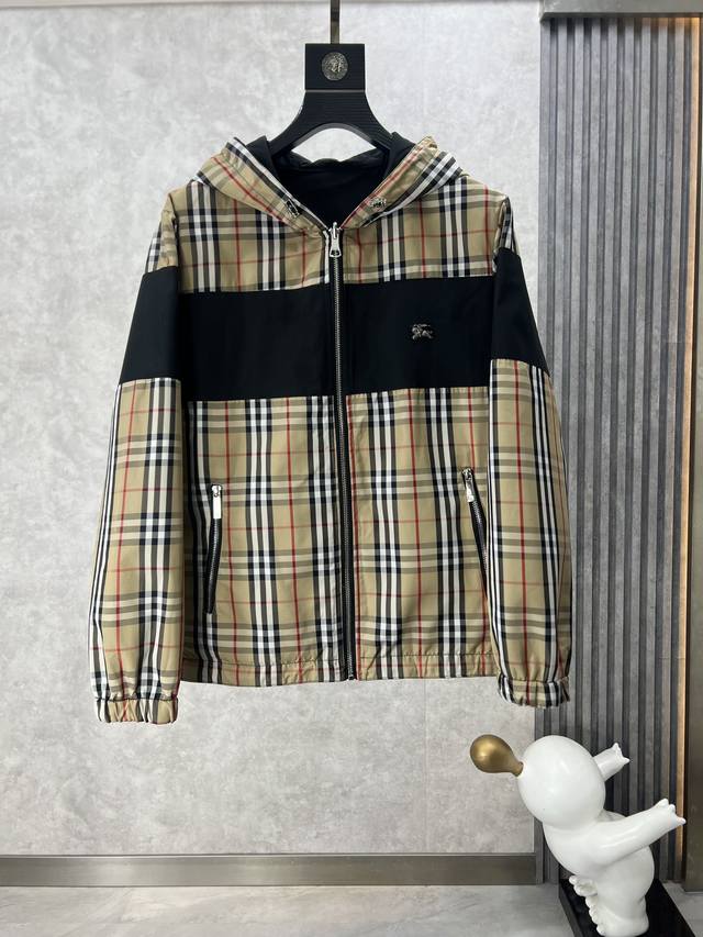 Same style as the Burberry official website, early release of the 2025 Fall/Wint