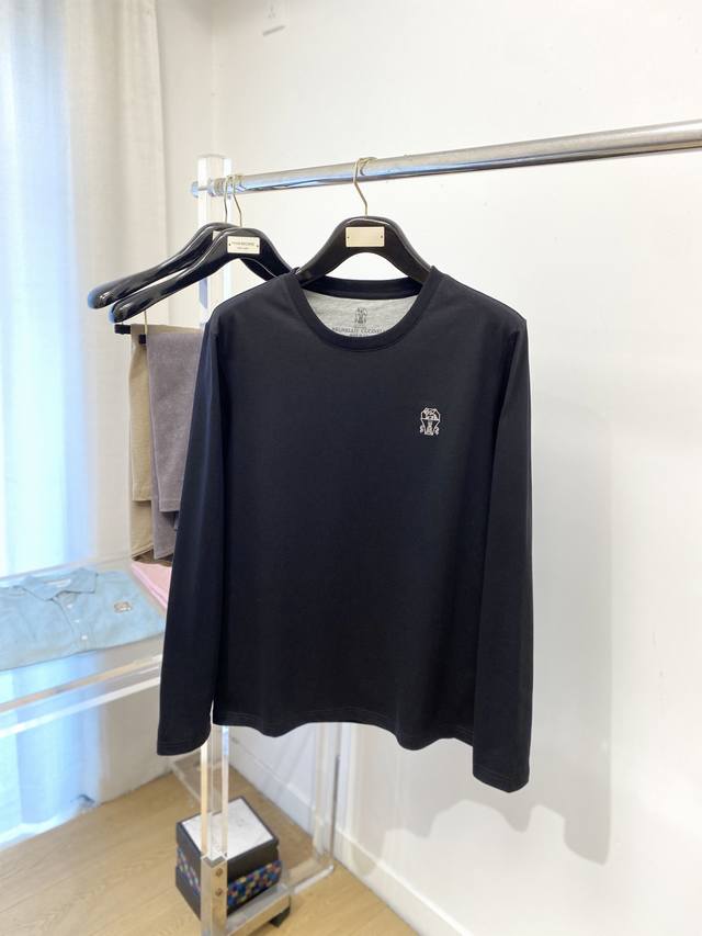 Brunello Cucinelli, 2025 latest long-sleeved shirt, stylish and chic, featuring