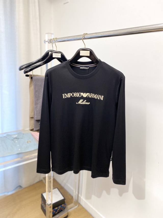 Armani, 2025 latest long-sleeved shirt, stylish and chic, with an exquisite embr