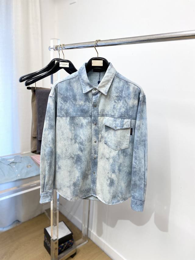 Louis Vuitton 2025 New Arrival Shirt, stylish and chic, simple and versatile, ma