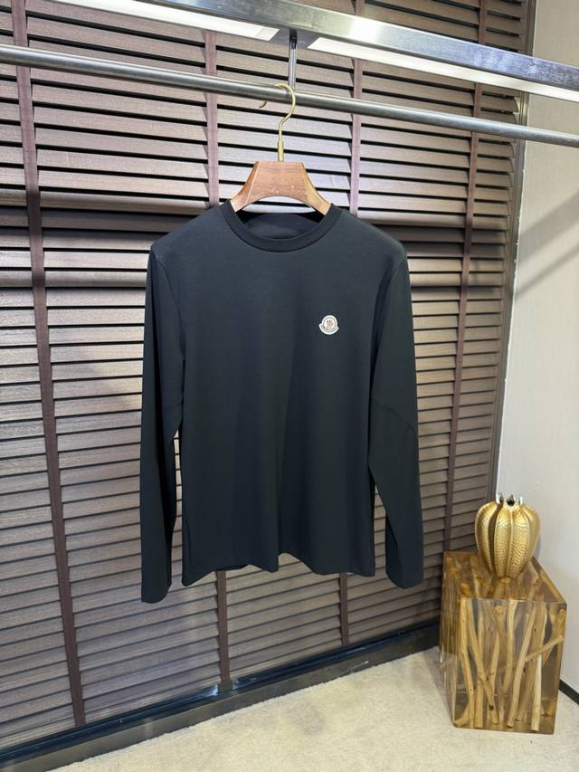 Moncl&Mq 2025 New Crew Neck Base Layer Top. Made of a blend of 46% cotton, 46% m